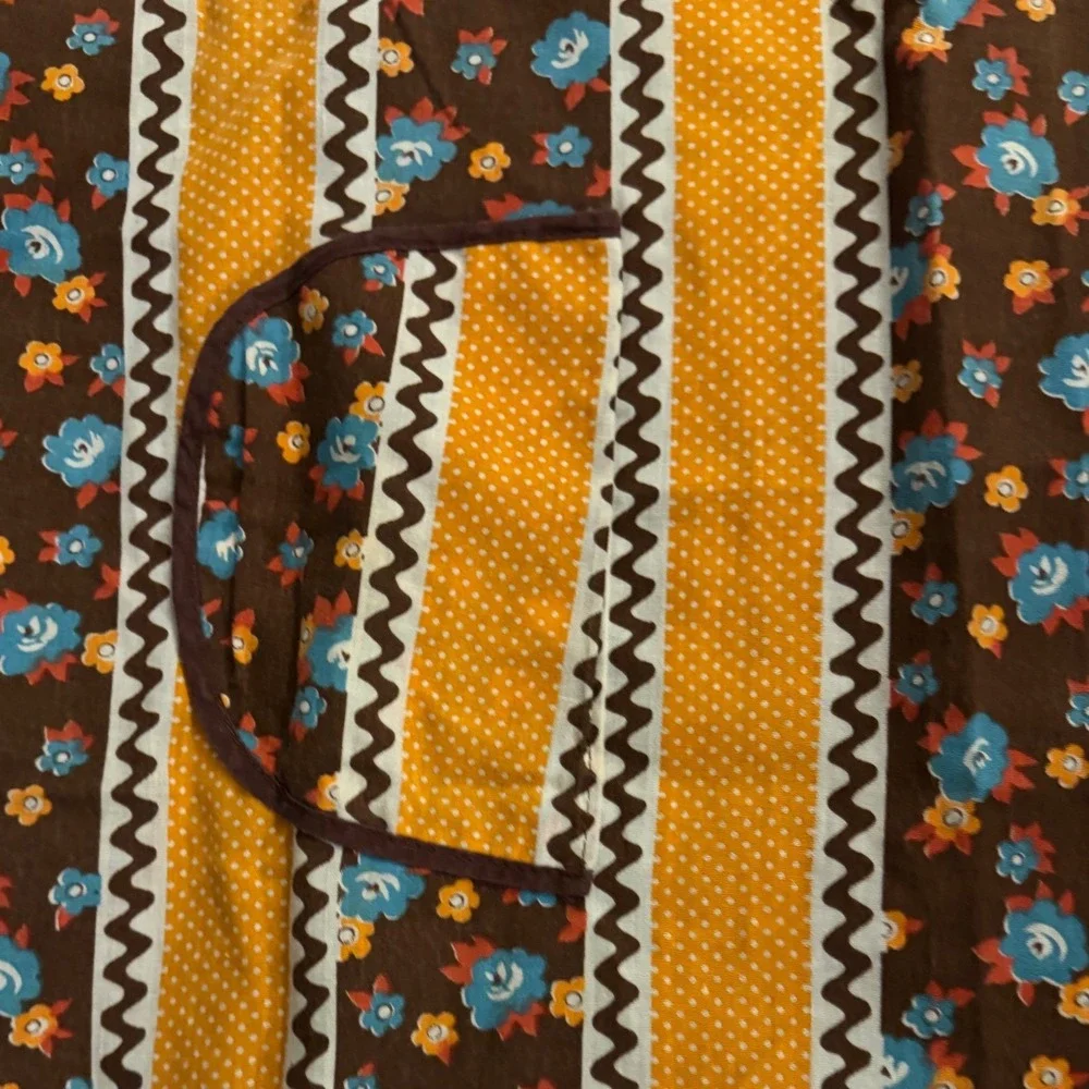 Vintage 2 Apron Set Smock Bib Floral Striped Brown Yellow Retro Mid Century